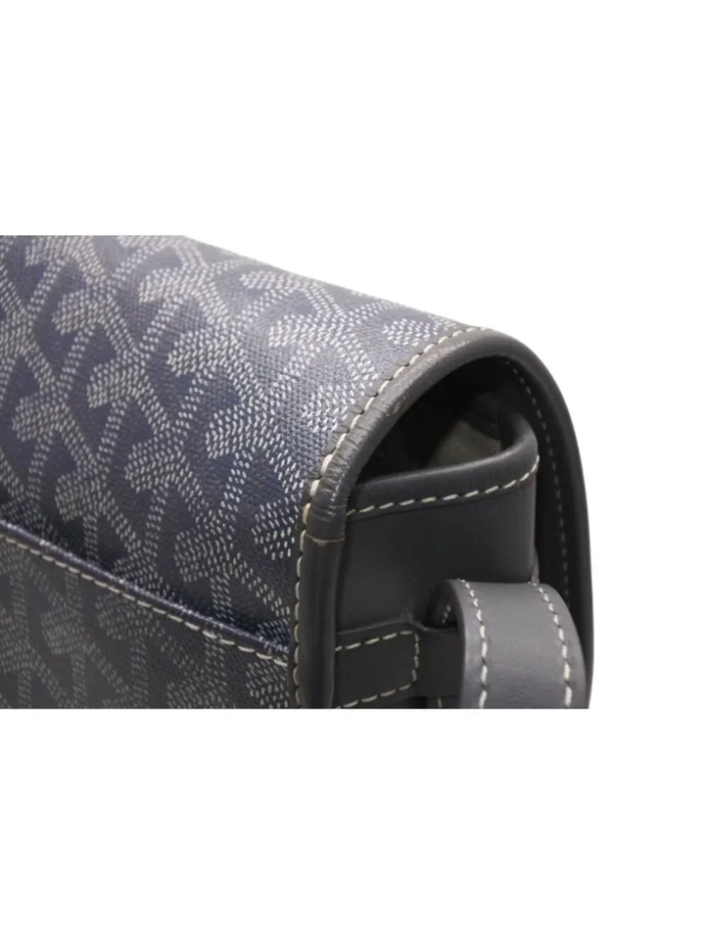 Goyard Belvedere MM Shoulder Bag Gray Leather Silver Herringbone Pattern